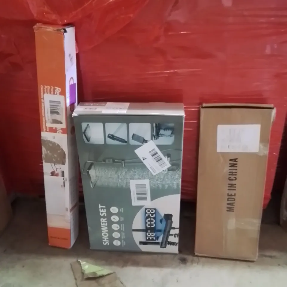 PALLET OF ASSORTED HOUSEHOLD GOODS AND PRODUCTS TO INCLUDE;SHOWER SET,RETRACTABLE SAFETY GATE,NEON LIGHT 