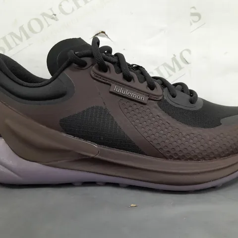 PAIR OF LULULEMON SHOES IN BROWN/PURPLE UK SIZE 4.5