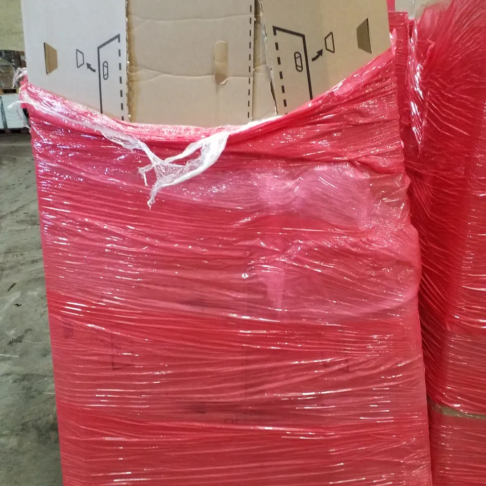 PALLET CONTAINING ASSORTED PRODUCTS INCLUDING PLAYPEN, ELECTRIC BLANKETS, MATTRESS TOPPER, TOILET SEAT, ARM REST PILLOW