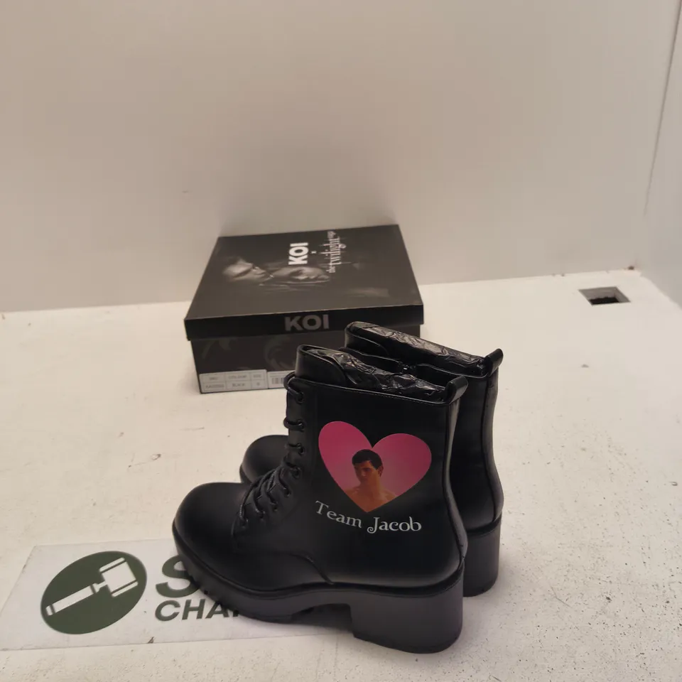 KOI TEAM JACOB MILITARY BOOTS – BLACK, UK 8