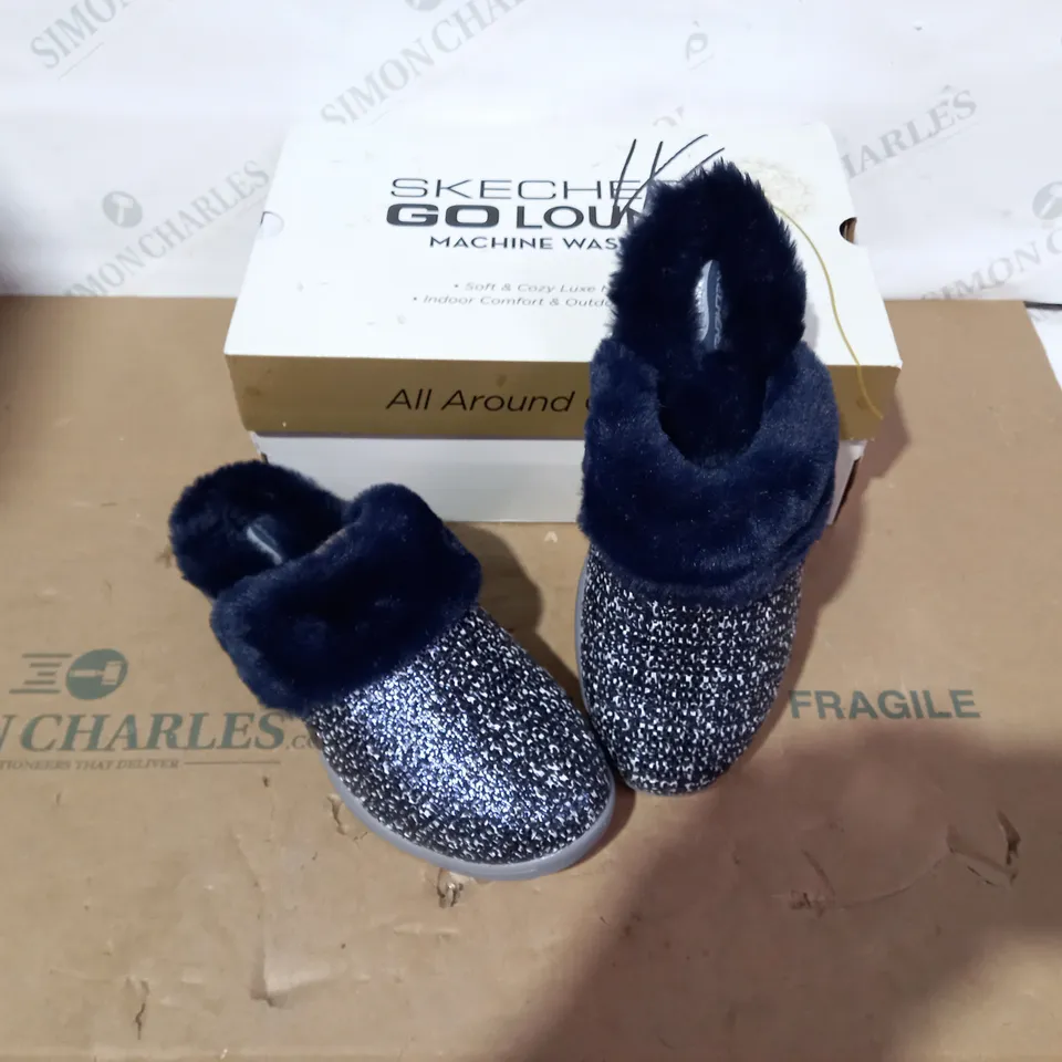 BOXED PAIR OF SKECHERS - SIZE 6