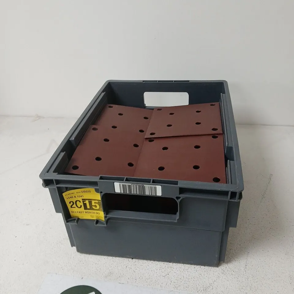 4 X WICKES ERECTA PLATE FOR 75 X 75 MM POSTS – BASE PLATE