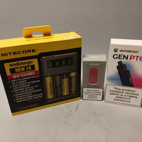 APPROXIMATELY 20 VAPES, E-CIGARETTES & ACCESSORIES TO INCLUDE VAPORESSO GEN PT60, VOOPOO ARGUS Z, NITECORE INTELLICHARGER, ETC