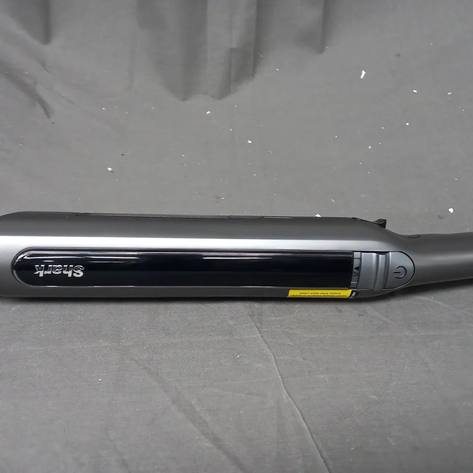 BOXED SHARK WANDVAC 2-IN-1 LIGHTWEIGHT CORDLESS HANDHELD VACUUM CLEANER