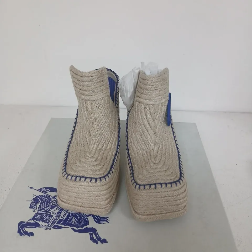 BURBERRY HEELED ESPADRILLE BOOTIE - NATURAL, UK 8 (EU 41)