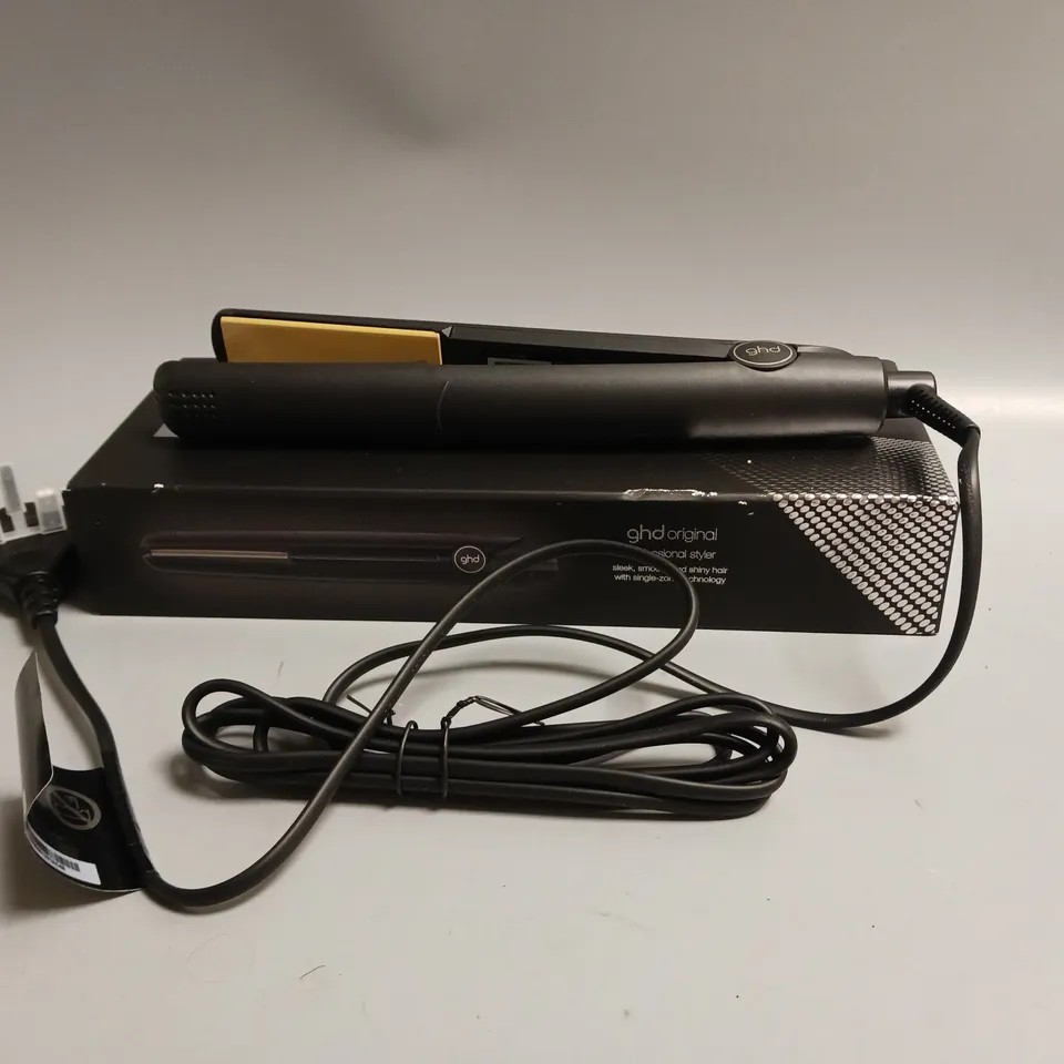 GHD PROFESSIONAL STYLER HAIR STRAIGHTENER UNIVERSAL VOLTAGE 2.7M CABLE