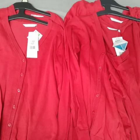 BOX OF APPROXIMATELY 20 ASSORTED SCHOOL CARDIGANS IN RED - VARIOUS SIZES 