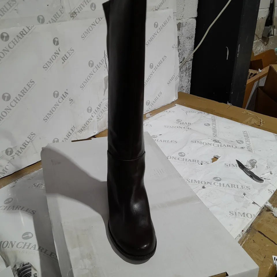 BOXED MARC FISHER IRISY BOOT LEATHER BROWN SIZE 3