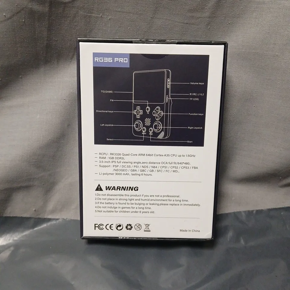 BOXED RG36 PRO HANDHELD GAMES CONSOLE