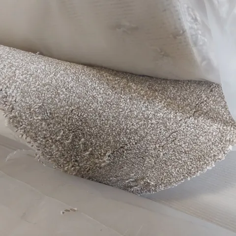 ROLL OF QUALITY FIRST IMPRESSIONS FRESH CARPET - APPROXIMATELY 2 x 4m