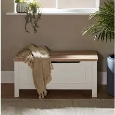 BOXED MARYHANNAH STORAGE BENCH (1 BOX)