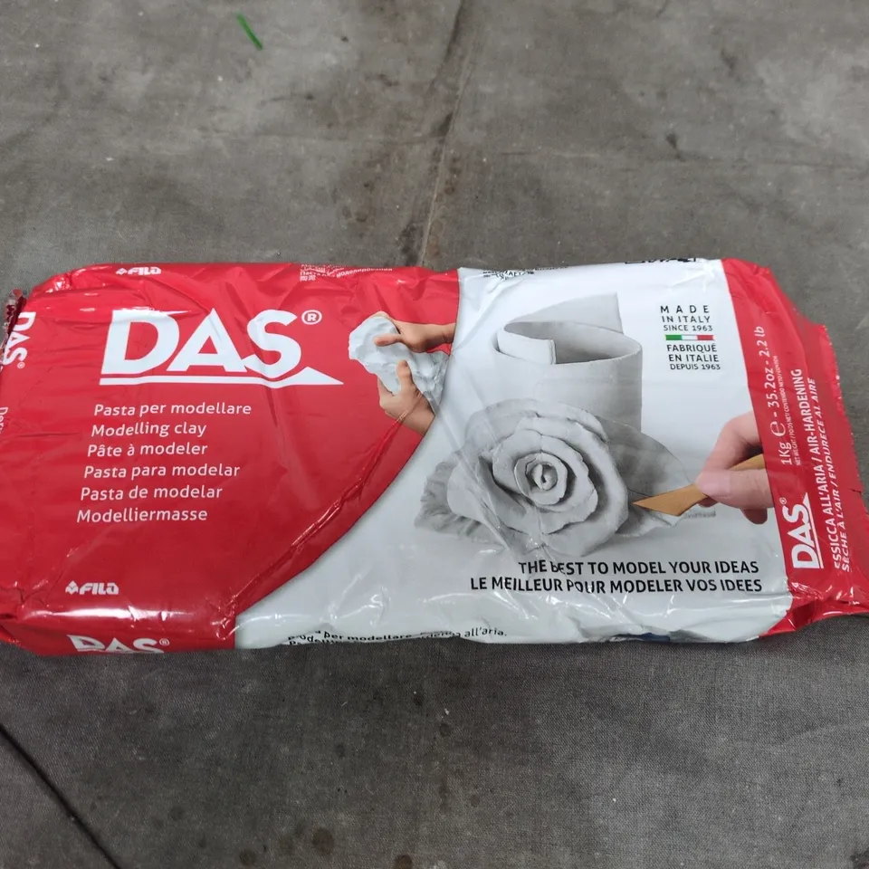 APPROXIMATELY 10 PACKS OF DAS MODELLING CLAY 1KG PER PACK