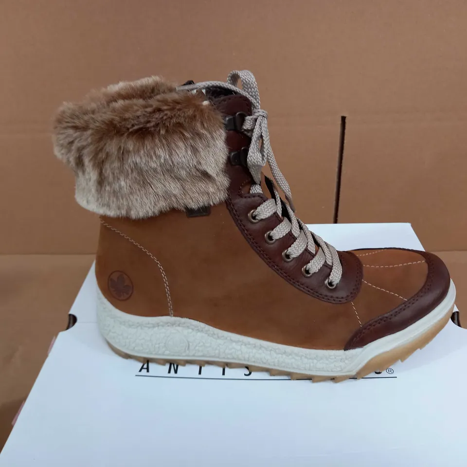 BOXED PAIR RIEKER LACE UP HIKER BOOTS IN TAN, UK SIZE 6.5