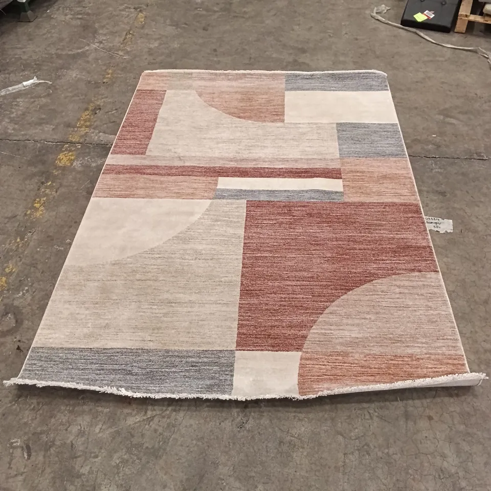 QUALITY DESIGNER AREA RUG - APPROXIMATELY 240CM X 164CM