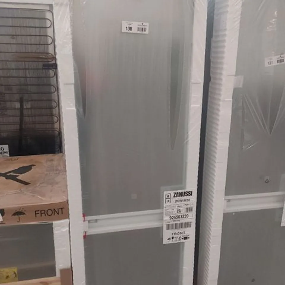 ZANUSSI SERIES 40 INTEGRATED FRIDGE FREEZER WHITE MODEL ZNFN18ES3 RRP £559