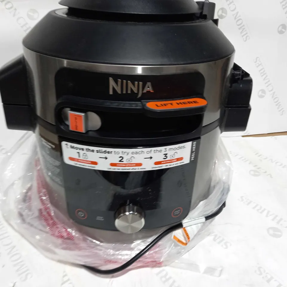NINJA FOODI SMARTLID MULTI COOKER 