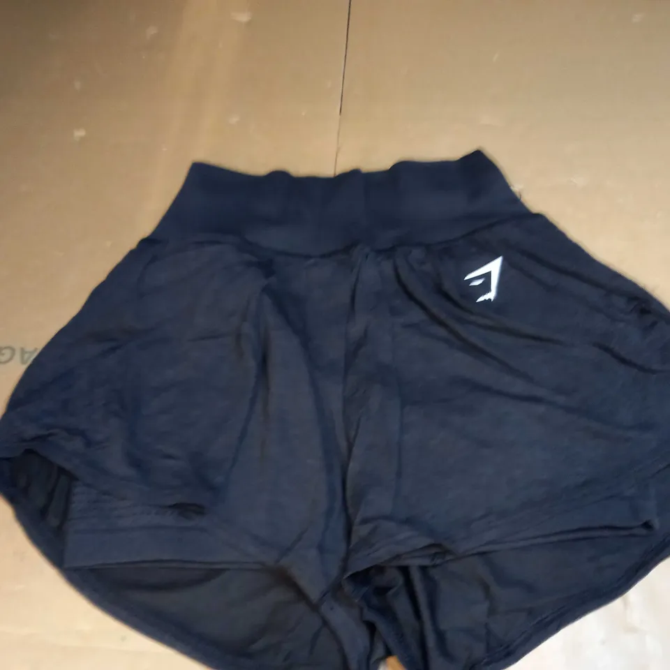 GYMSHARK TRAINING SHORTS SIZE UNSPECIFIED