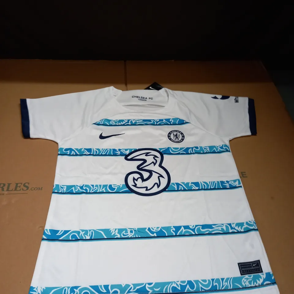 FULL CHELSEA FC AWAY KIT SIZE 26