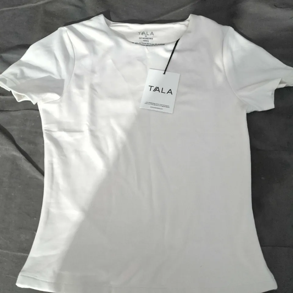 TALA 365 SECOND SKIN SHORT SLEEVE T‑SHIRT – VANILLA, UK MEDIUM