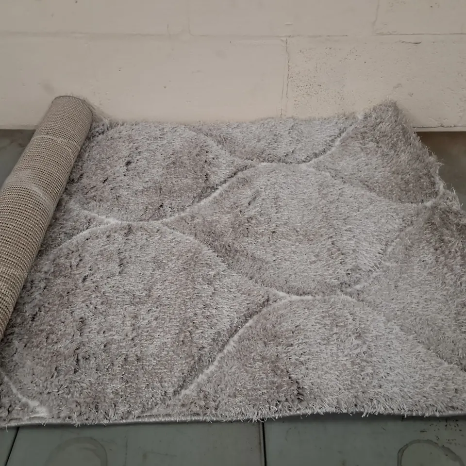 BRAND NEW PACO HOME GREY PALMA RUG SIZE 80CM X 150CM 