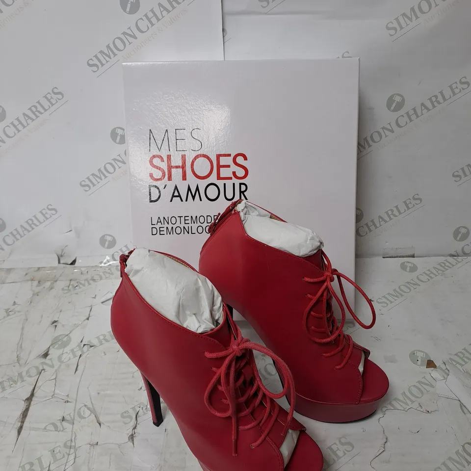 APPROXIMATELY 12 PAIRS OF BOXED MES SHOES D'AMOUR DEMONLOOK SIRE RED HEELS - SIZE VARIATION