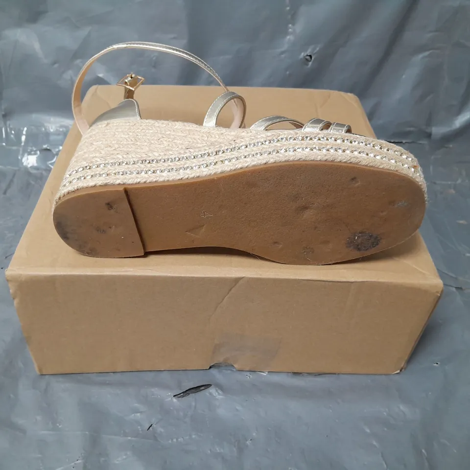 WOMENS WEDGE SHOES SIZE UNSPECIFIED RRP £45.99