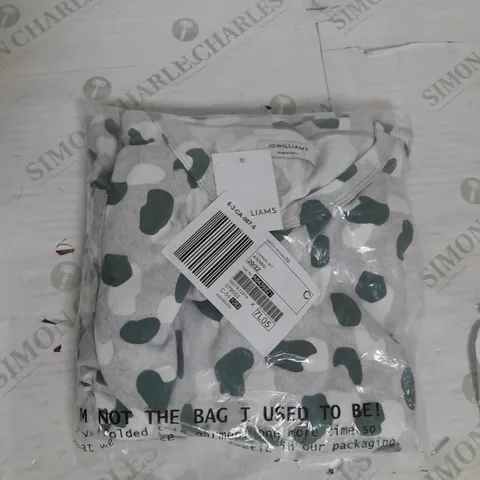 JD WILLIAMS LOUNGE SET IN GREEN AND GREY ANIMAL PRINT SIZE 20/22