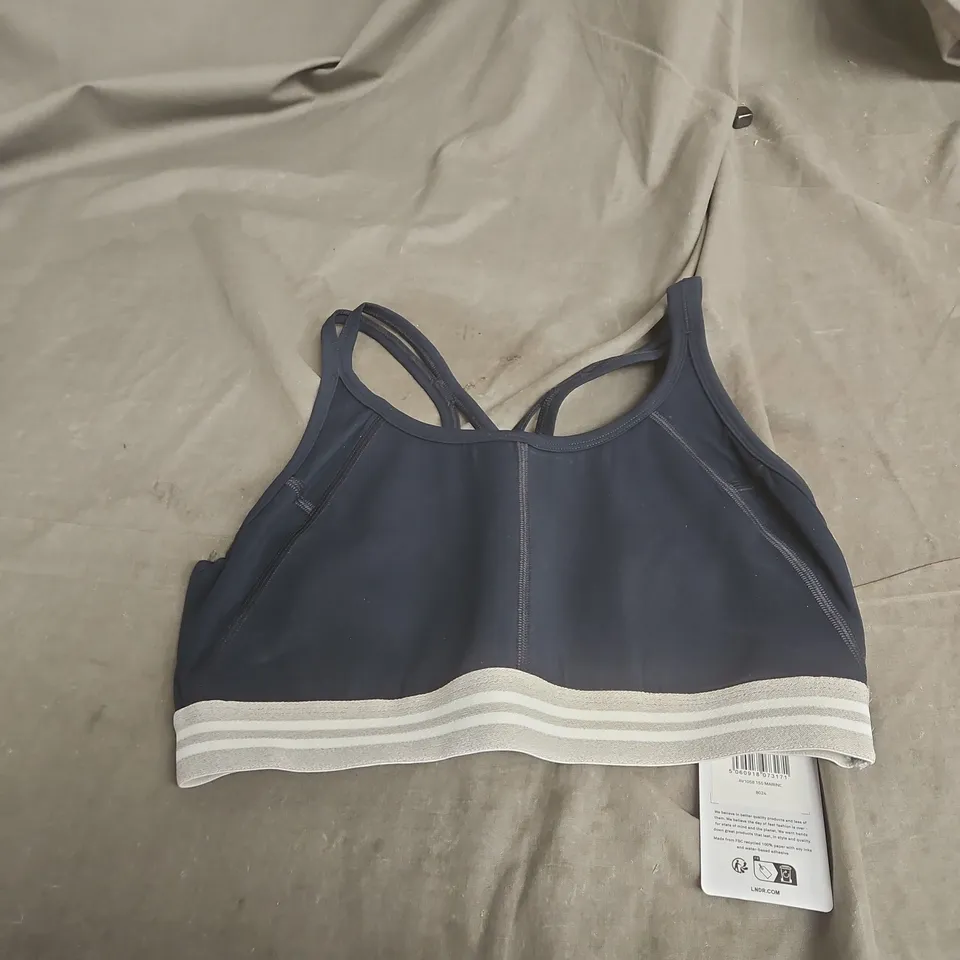 LNDR SPORTS BRA – NAVY WITH STRIPED UNDERBAND SIZE M