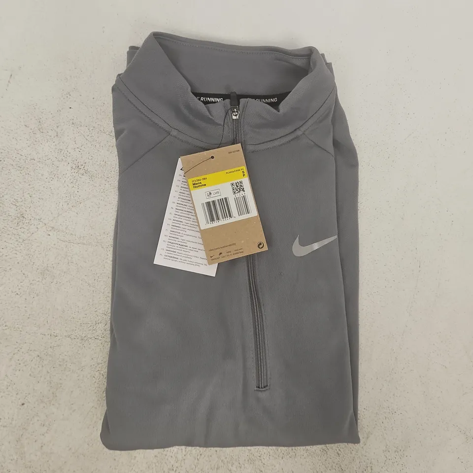 NIKE MENS MILER DRI-FIT 1/2 ZIP IN SMOKE GREY SIZE SMALL