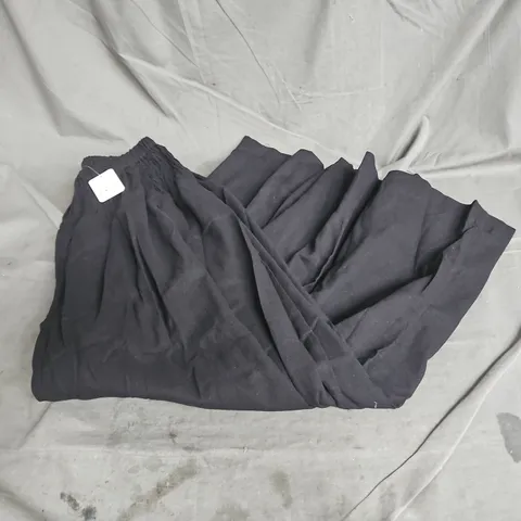 FREE-EST ELASTICATED WAIST SKIRT IN BLACK SIZE XS