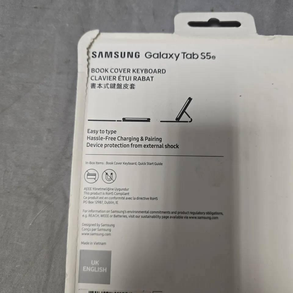 SAMSUNG GALAXY TAB S5E BOOK COVER KEYBOARD - BLACK