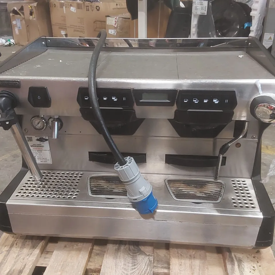 RANCILIO CLASSE 7 COMMERCIAL 2 GROUP COFFEE MACHINE