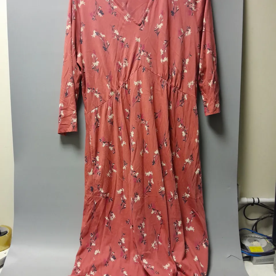 WHITE STUFF FLORAL MAXI DRESS IN RED MULTI - UK 16