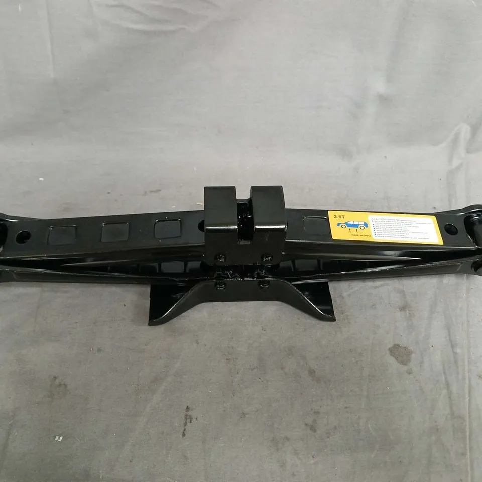 2.5T HYDRAULIC FLOOR JACK