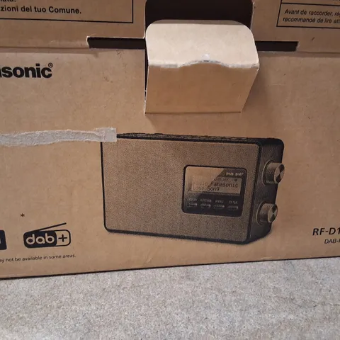 BOXED PANASONIC RF-D10 DAB/FM RADIO – PORTABLE