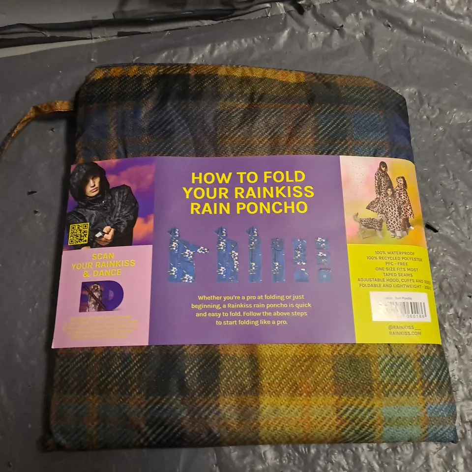 RAIN KISS TARTAN RAIN PONCHO