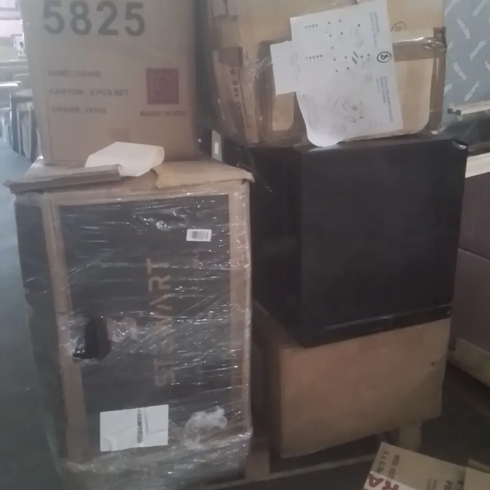 PALLET OF ASSORTED HOUSEHOLD GOODS AND PRODUCTS TO INCLUDE;BBQ GRILL,INDUCTION HOB,DRINKS COOLER