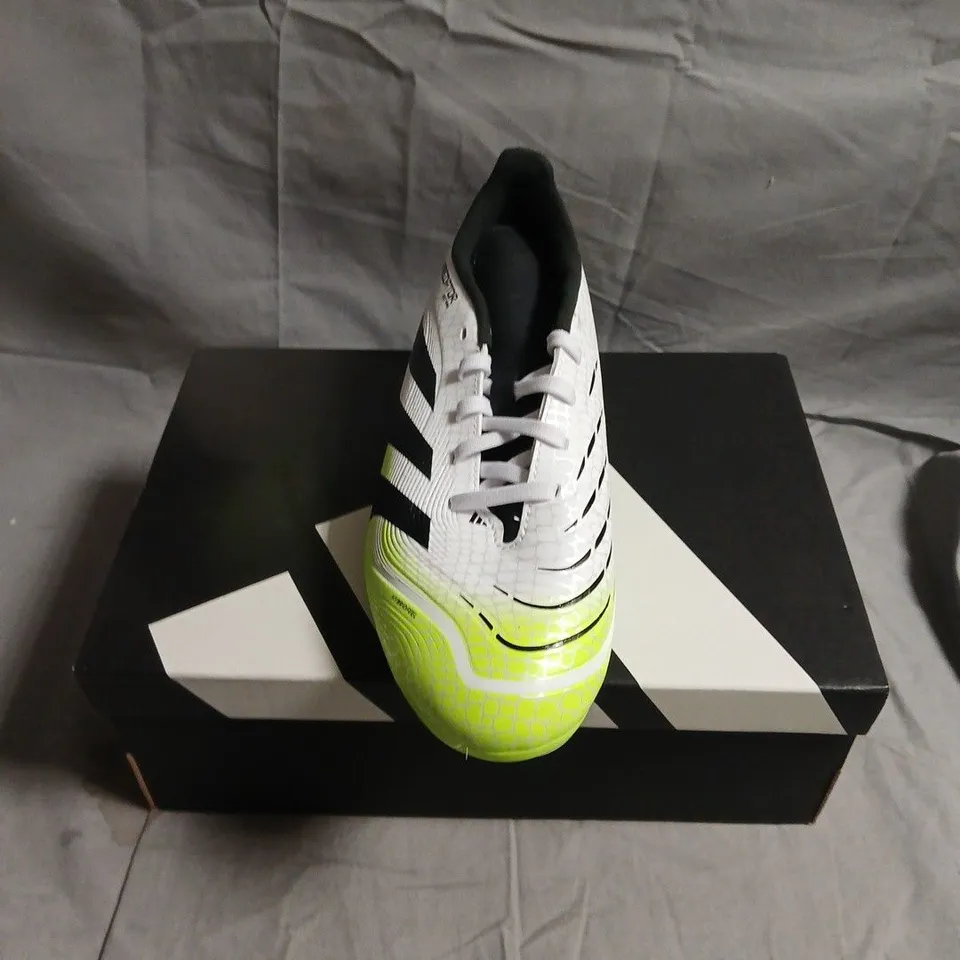 ADIDAS PREDATOR LEAGUE FT FOOTBALL BOOTS - 4.5