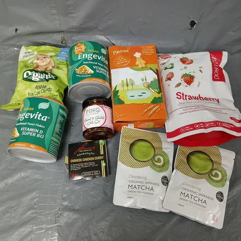 APPROXIMATELY 8 ASSORTED FOOD & DRINK ITEMS TO INCLUDE - STRAWBERRY SHAKE MIX, MATCHA POWDER, AND ENGEVITA - ETC.