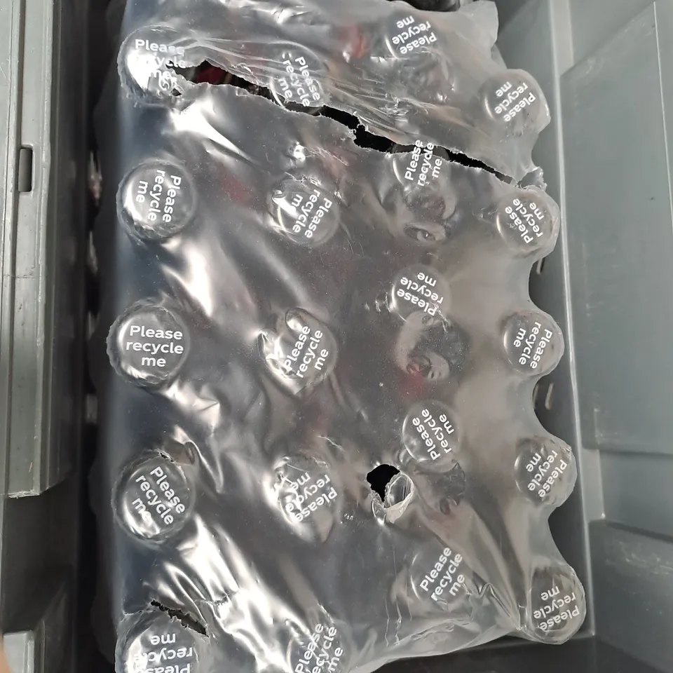 BOX OF APPROX 20 BOTTLES OF COCACOLA ZERO