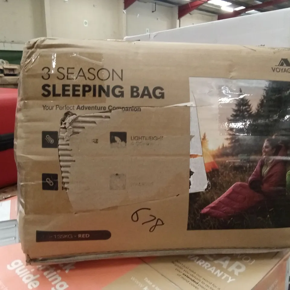 3 SEASON SLEEPING BAG RED