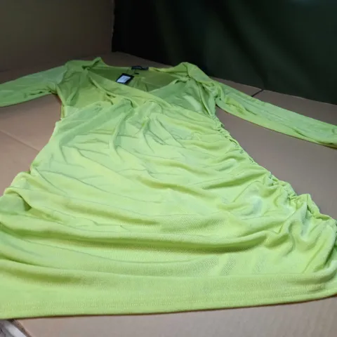 BOOHOO PLUS LIME ACETATE WRAP DRESS - SIZE 20