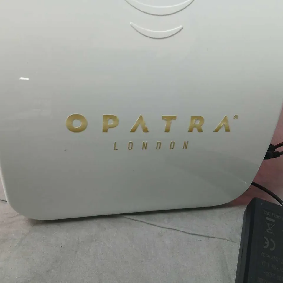 OPATRA LONDON WHITE LED FACIAL DEVICE
