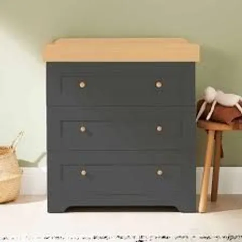 BOXED TUTTI BAMBINI RIO 3 DRAWER CHEST CHANGER - SLATE/OAK (2 BOXES)