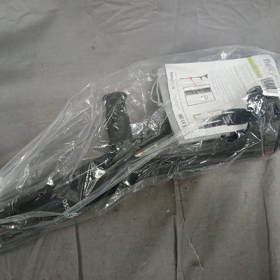 FLEXY FOOT ADJUSTABLE CRUTCH 