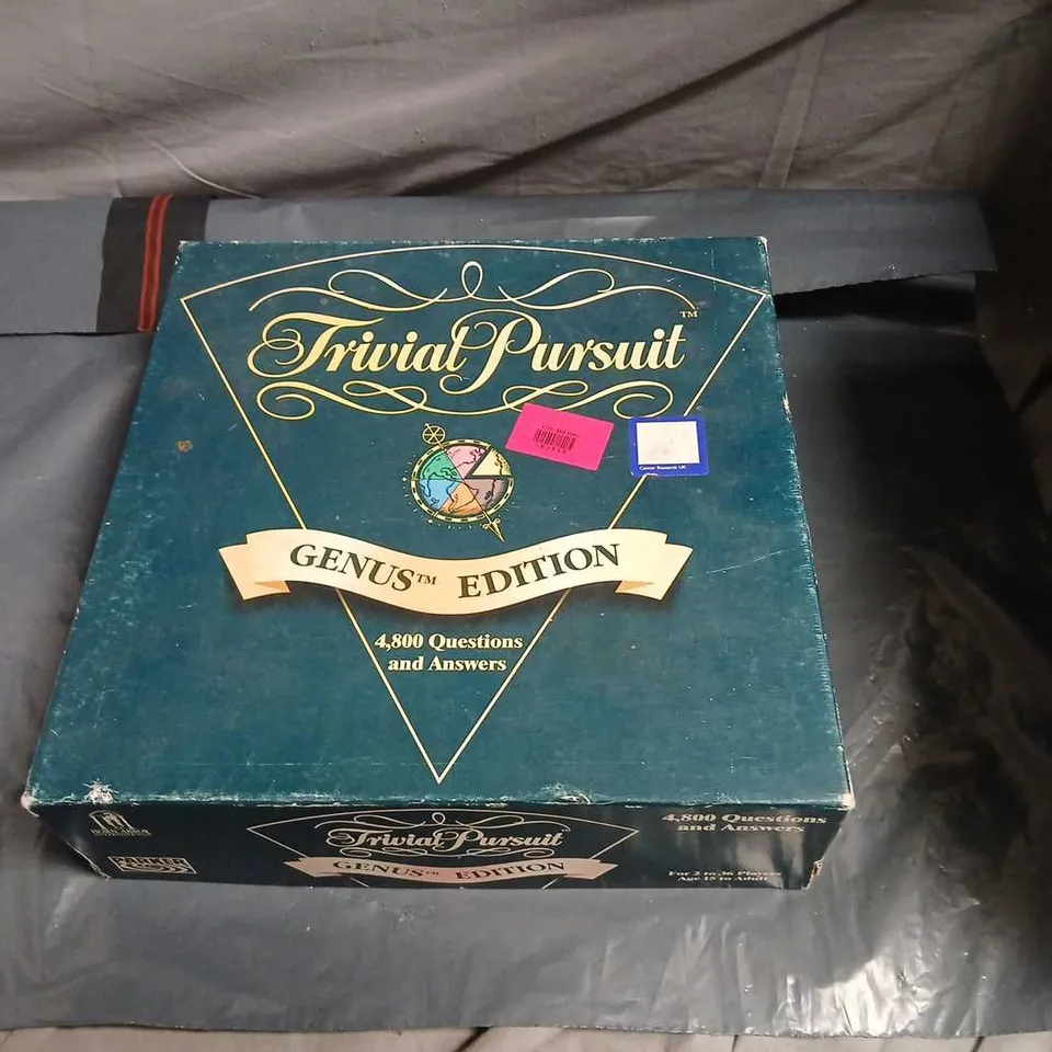 TRIVIAL PURSUIT GENIUS EDITION BOARD GAME – 4,800 QUESTIONS