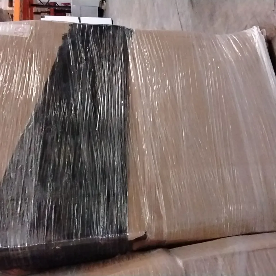 PALLET CONTAINING A LARGE QUANTITY OF INFLATABLE PADDLE BOARDS