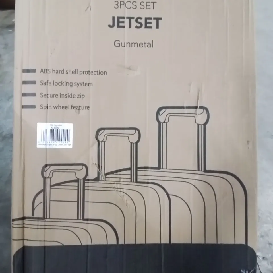 BOXED LUGG JETSET SUITCASE