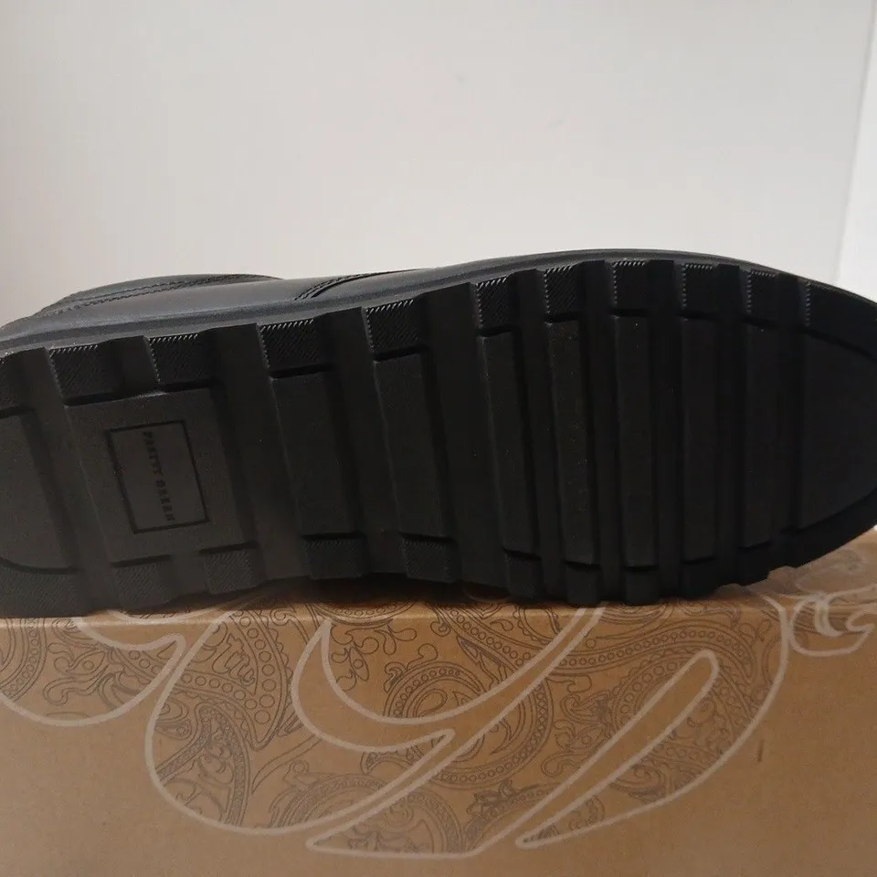 BOXED PAIR OF PRETTY GREEN HARROW LACE BLACK LEATHER SHOES – UK 10