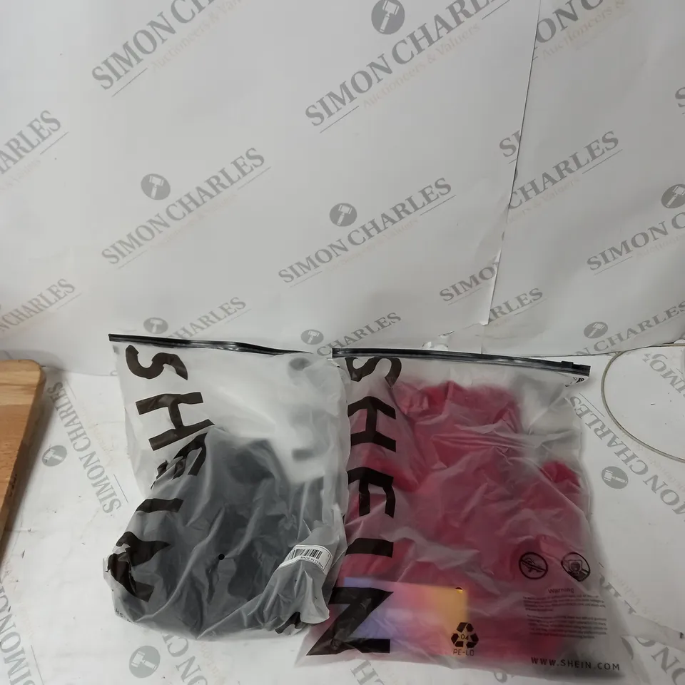 BOX OF ASSORTED WOMENS CLOTHING TO INCLUDE LAVISH, SHEIN, TARATA ETC 